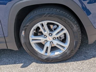 2022 GMC Terrain - Photo 11