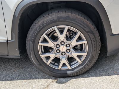 2021 GMC Acadia - Photo 11