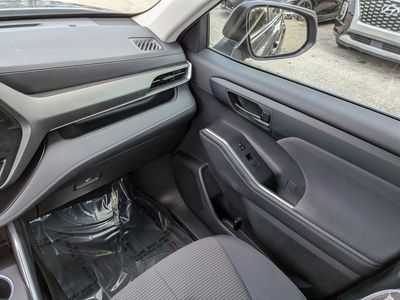 2024 Toyota Highlander - Photo 19