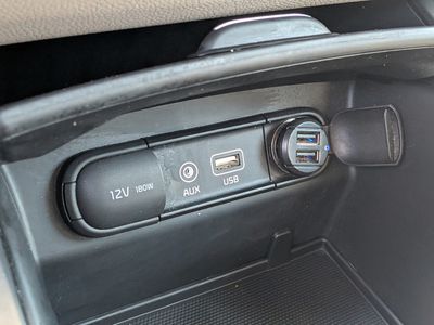 2017 Kia Sorento - Photo 29