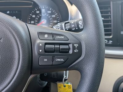 2017 Kia Sorento - Photo 25