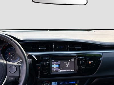2015 Toyota Corolla - Photo 18