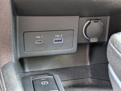 2022 Nissan Kicks - Photo 29