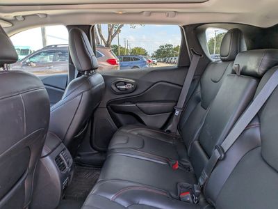 2020 Jeep Cherokee - Photo 13