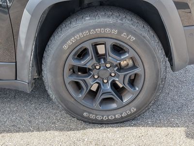 2020 Jeep Cherokee - Photo 11