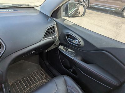 2020 Jeep Cherokee - Photo 17
