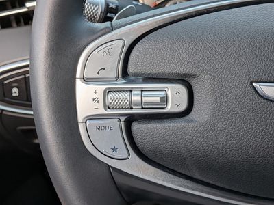 2025 Genesis GV70 - Photo 26