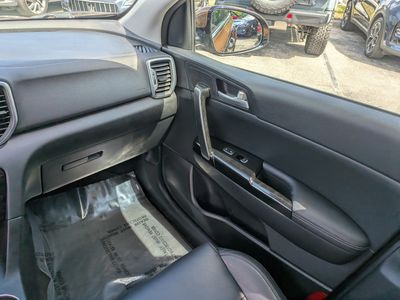 2018 Kia Sportage - Photo 18