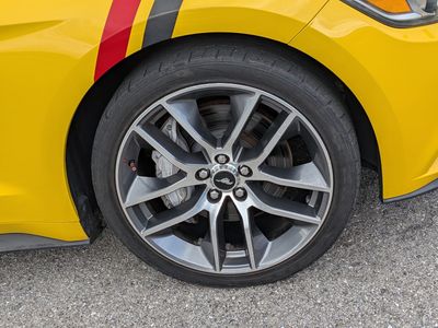 2015 Ford Mustang - Photo 11