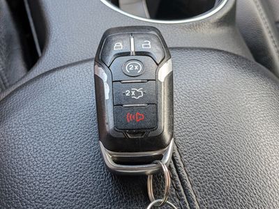 2015 Ford Mustang - Photo 30