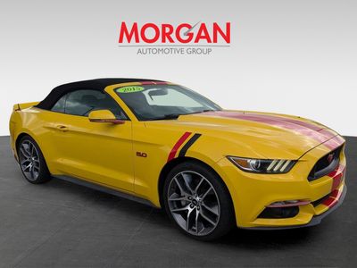2015 Ford Mustang - Photo 2