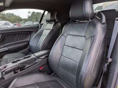2015 Ford Mustang - Photo 16