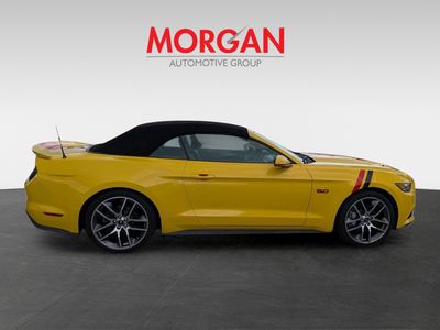 2015 Ford Mustang - Photo 3