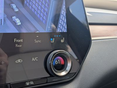 2023 Lexus RX - Photo 35