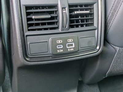 2026 Subaru Forester - Photo 13