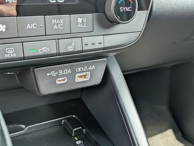 2026 Subaru Outback - Photo 33