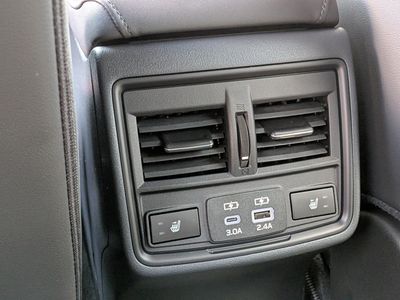 2026 Subaru Outback — photo 11 view