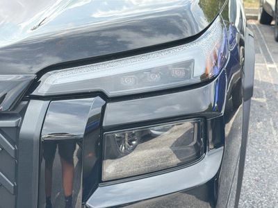 2026 Subaru Outback — photo 7 view
