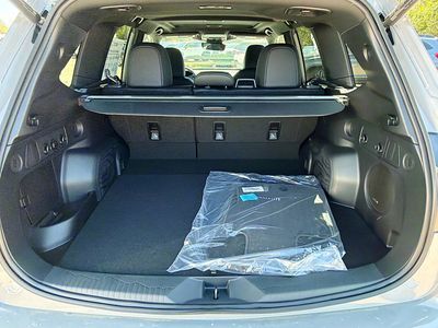 2026 Subaru Forester - Photo 12