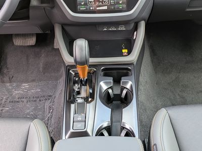 2026 Subaru Forester - Photo 21