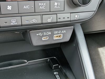 2026 Subaru Outback — photo 28 view