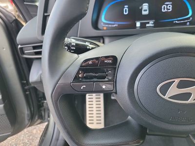 2025 Hyundai Elantra - Photo 15