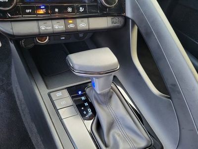 2025 Hyundai Elantra - Photo 22