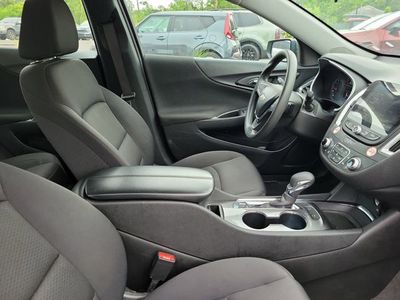 2024 Chevrolet Malibu - Photo 34