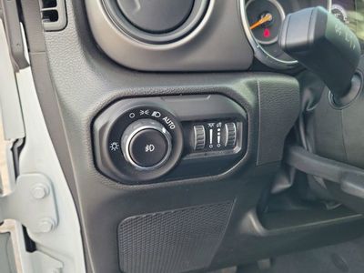 2022 Jeep Wrangler - Photo 15