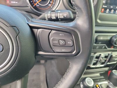 2022 Jeep Wrangler - Photo 17