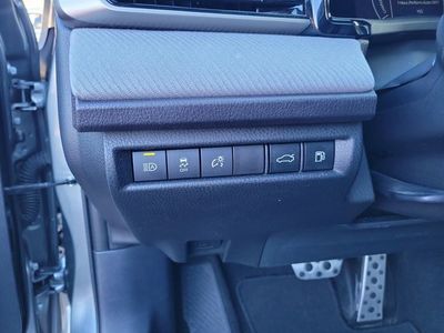 2025 Toyota Camry — photo 15 view