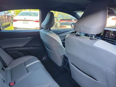 2025 Toyota Camry — photo 31 view