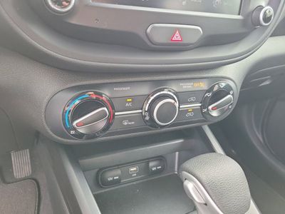 2024 Kia Soul - Photo 22
