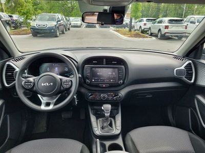 2024 Kia Soul - Photo 24