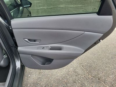 2024 Hyundai Elantra - Photo 32