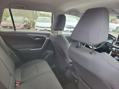 2024 Toyota RAV4 - Photo 31