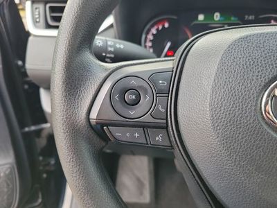 2024 Toyota RAV4 - Photo 17