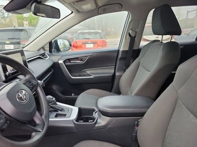 2024 Toyota RAV4 - Photo 14