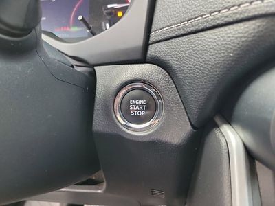 2024 Toyota RAV4 - Photo 25