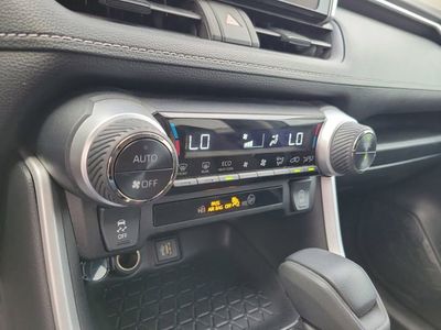2024 Toyota RAV4 - Photo 23