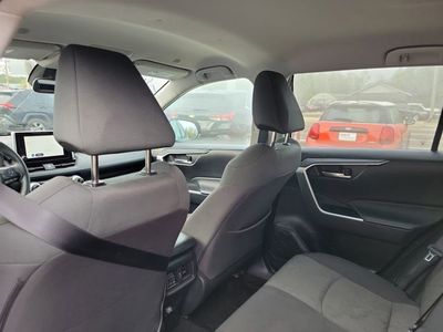 2024 Toyota RAV4 - Photo 28