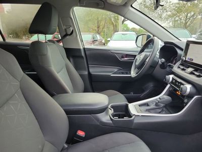 2024 Toyota RAV4 - Photo 35