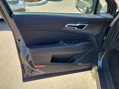2026 Kia Sportage Hybrid — photo 11 view