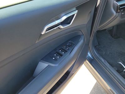 2026 Kia Sportage Hybrid — photo 12 view