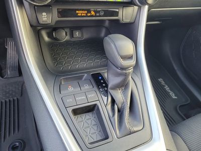 2020 Toyota RAV4 - Photo 24