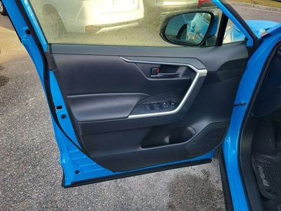 2020 Toyota RAV4 - Photo 11