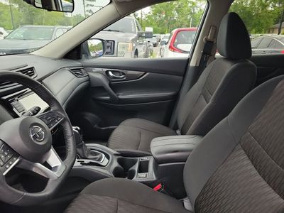 2019 Nissan Rogue - Photo 14