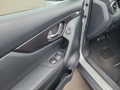 2019 Nissan Rogue - Photo 12