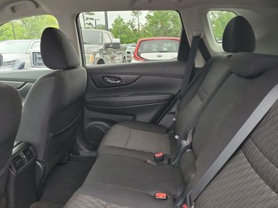 2019 Nissan Rogue - Photo 28