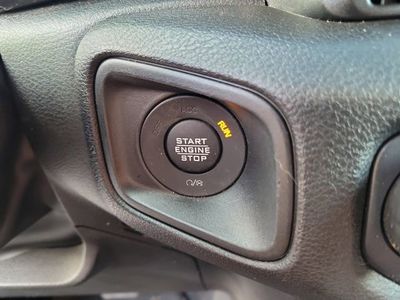 2025 Jeep Wrangler - Photo 25